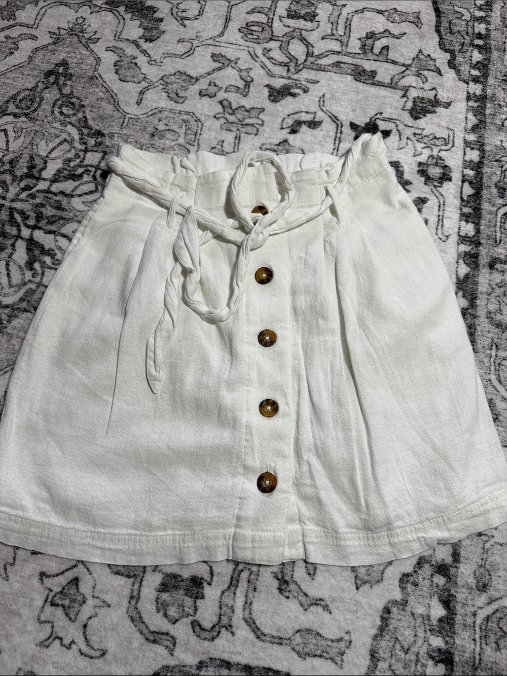 Hollister White Button-Front Skirt